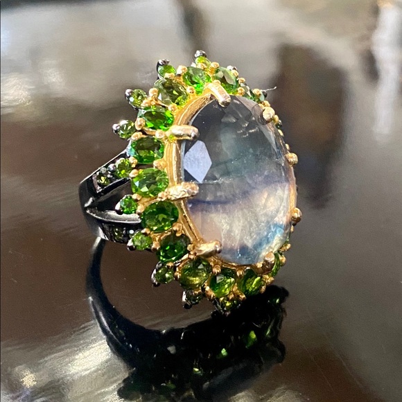Amazing 20CT Genuine Fluorite Chrome Diopside Ring